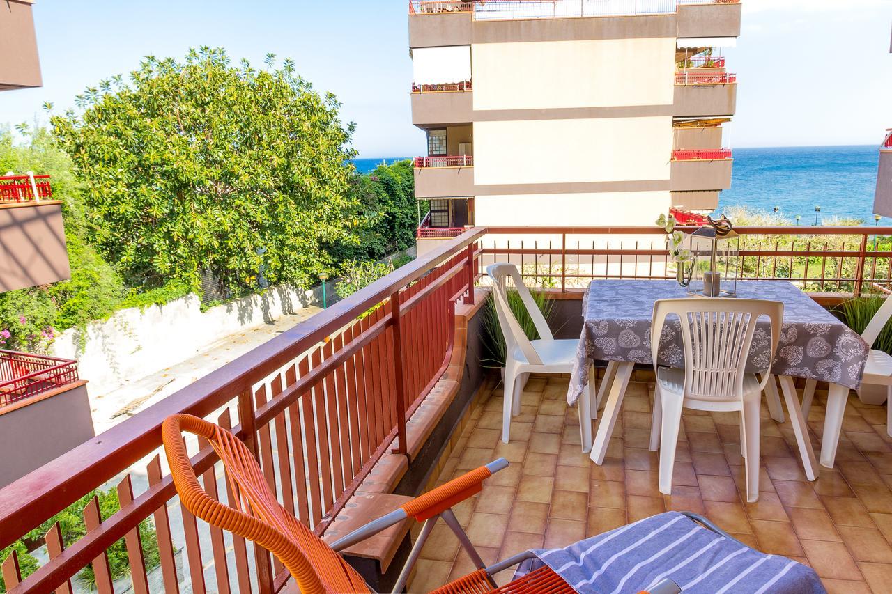 Blue Wood Apartment Летоянні Екстер'єр фото